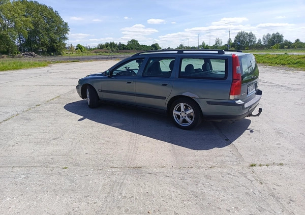 Volvo V70 cena 6300 przebieg: 497000, rok produkcji 2000 z Elbląg małe 16